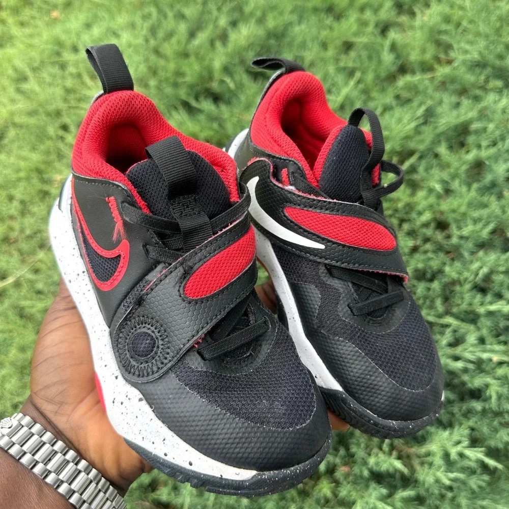 Nike Team Hustle D 11 Toddler Boy Sneakers Size 11 Black Red White Shoes